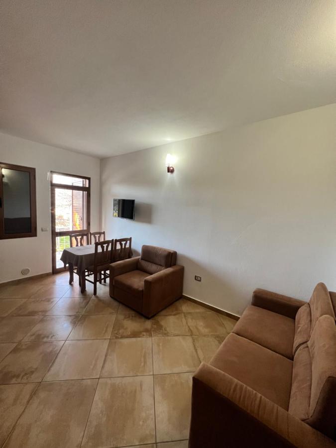 Kamberi Hotel & Apartments 2 Велипойе Экстерьер фото